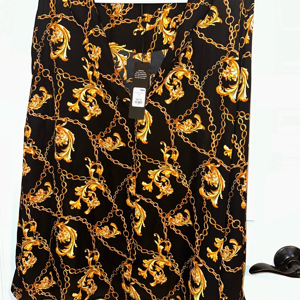 Fashion Nova Black and Gold Chain Pattern Top